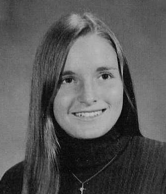 Diane Snow (Class of 1975) Snow was the first girls basketball star at OCHS from 1971-75. When she graduated she held 28 of the school&#39;s 37 records, ... - HOFSnow